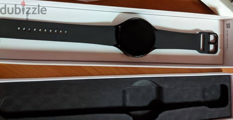 Galaxy Watch 4 44m Black ساعة سامسونج جالاكسى واتش٤ سوداء 3