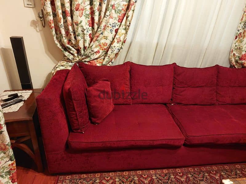 L shaped living room mint condition كنبة ركنة 1