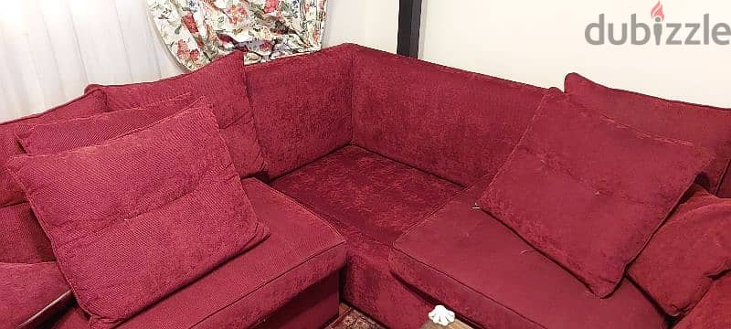 L shaped living room mint condition كنبة ركنة 6
