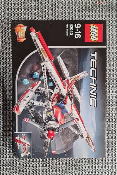 Lego technic fire plane