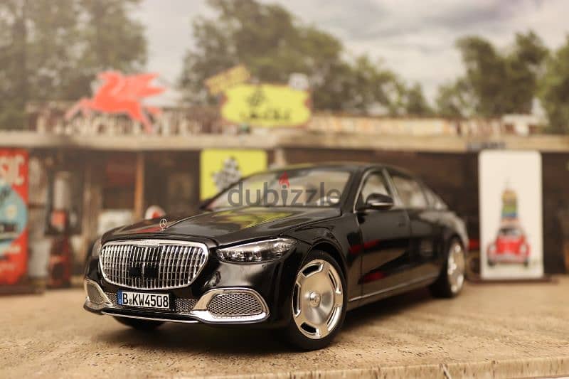 ماكيت مصغر معدن سيارة 2021 Mercedes-Maybach S-Class Black 18