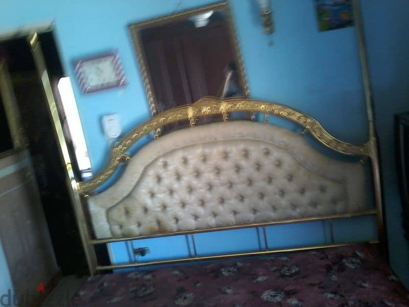 سرير إيطالي استالنس مدهب. 5