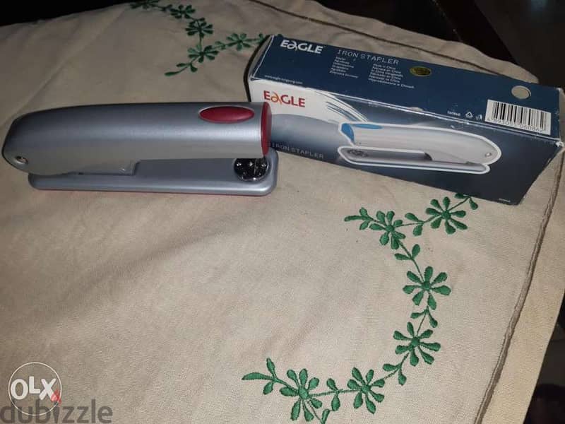 دباسة جديدة صيني خامة قوية ماركة EAGLE Iron Stapler 0