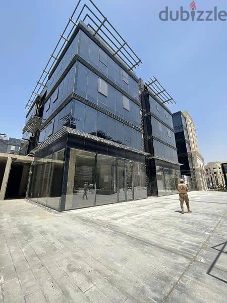 مكتب إداري للبيع مساحة 174متر بالتقسيط المريح في Cairo Business park 1