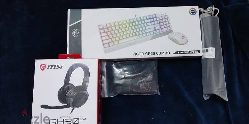 Keyboard msi(RBG VIGOR GK30 combo+RBGMOUSE )( desk headset GH30. . . 0