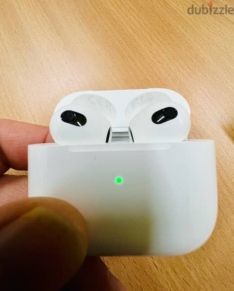 للبيــع   " AirPods 3 - ايربودز ٣ " 1