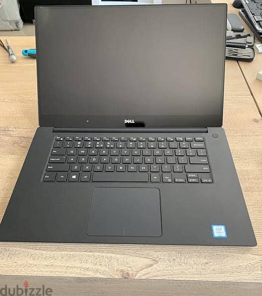 Dell precision 5520 0