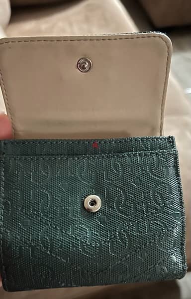 4 wallets used 2 used guess wallets,a new SHEIN wallet, new dkny 8