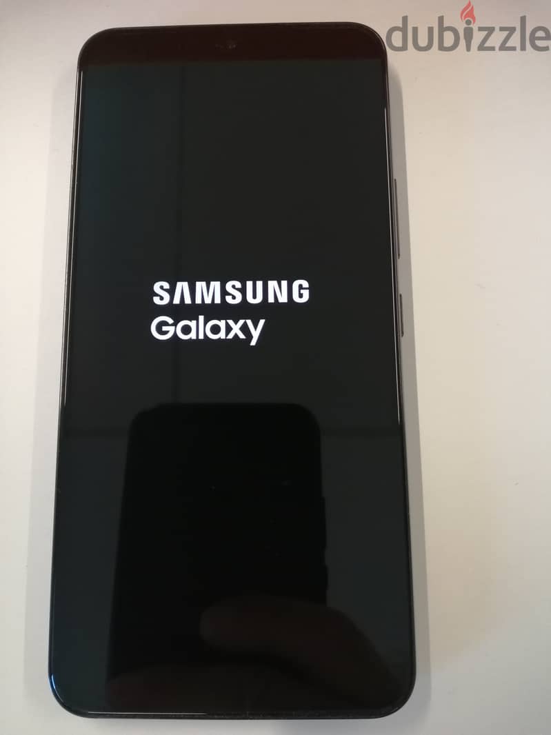 Samsung Galaxy S22 العادي 2