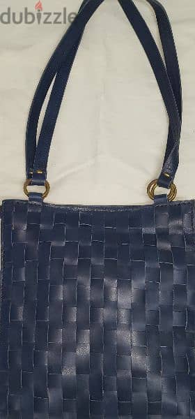 Genuine leather bag  شنطة جلد طبيعي كبيرة