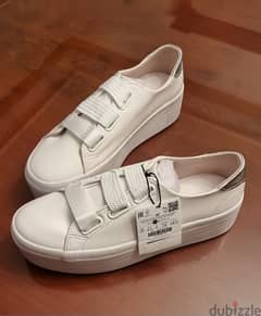 Bershka white shoes size 37 - New