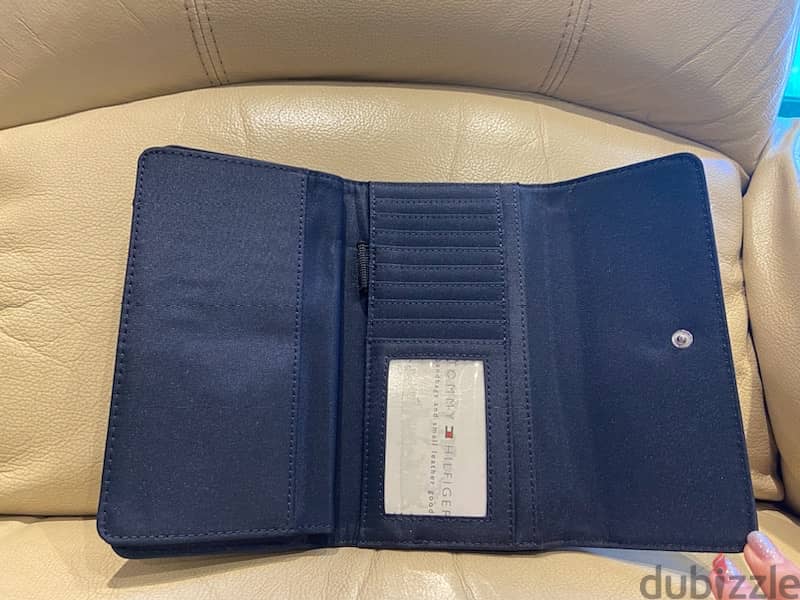 original tommy brand new wallet 4