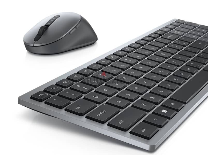 Dell Multi-Device Wireless Keyboard and Mouse Combo - KM7120W 0