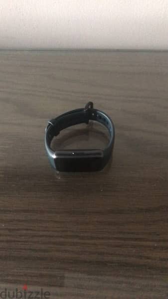 HUAWEI band 6 smart watch very good condition 0