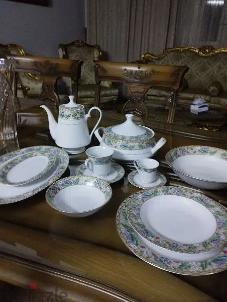 طقم صينى مستورد ١٢٤ قطعة655835270433301218