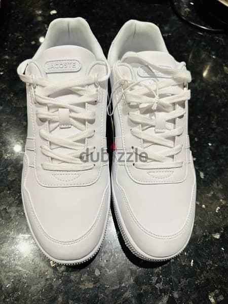 white choose lacoste 0