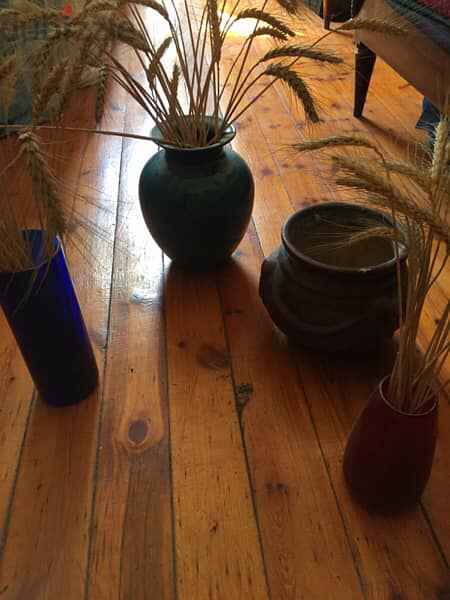 four different vases 0