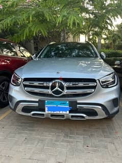 GLC 200-2021 -like new   - 11000km only - Glass thermally insulated