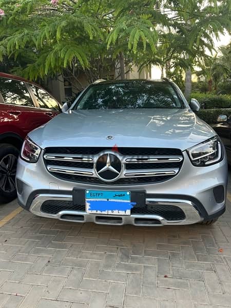 GLC 200-2021 -like new   - 11000km only - Glass thermally insulated 0