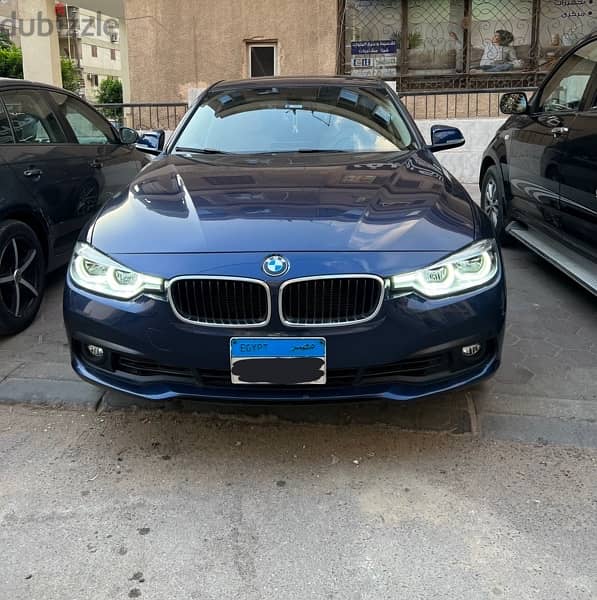 عربية BMW 318i للبيع 0