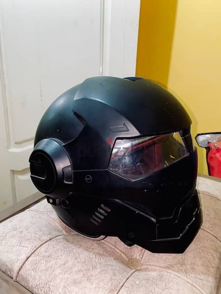 motorcycle helmet's full and half 0