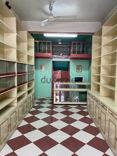 محل على شارع فيصل يصلح صيدلية    A store on Faisal good for a pharmacy