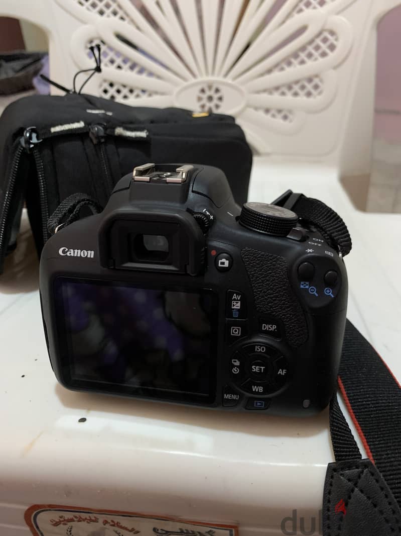 Canon D1200 0