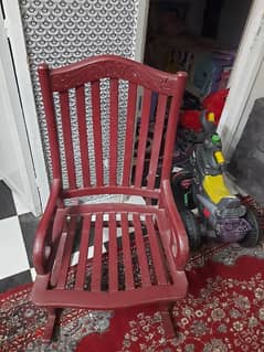 كرسي خشب هزاز لون أحمر 0
