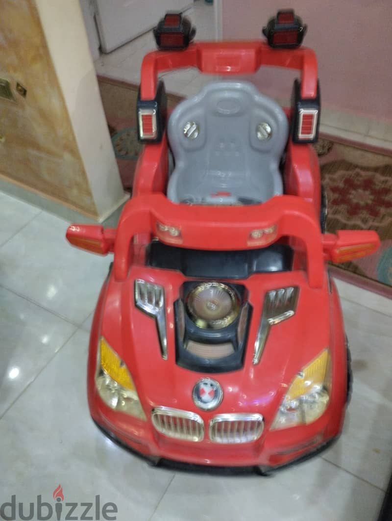 سيارة اطفال للبيع او للبدل 2