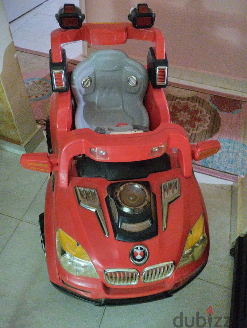 سيارة اطفال للبيع او للبدل 3