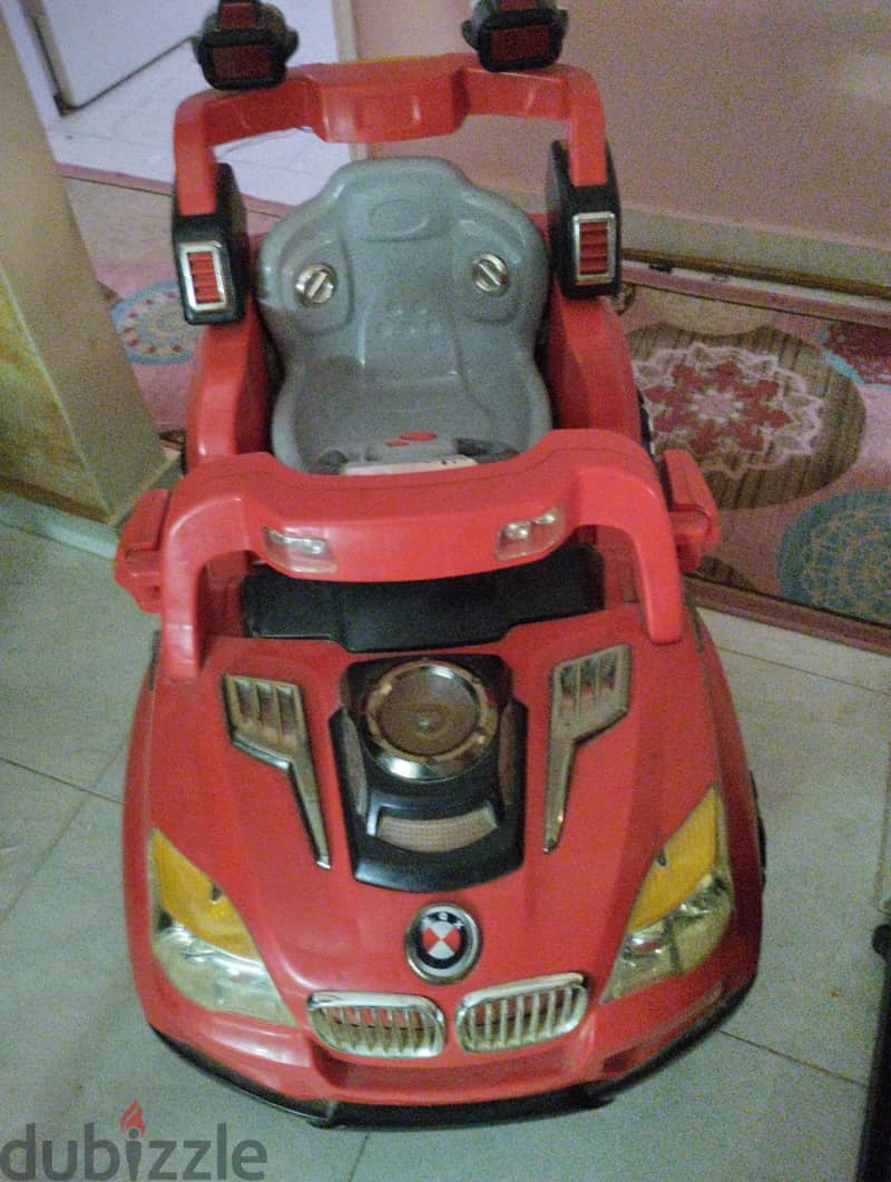 سيارة اطفال للبيع او للبدل 4