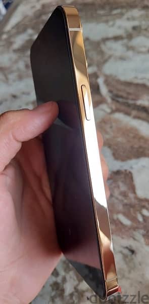 Gold iPhone 13 Pro Max (Excellent condition) 2