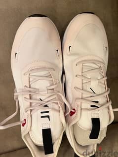Nike Air women’s shoes From Dubai