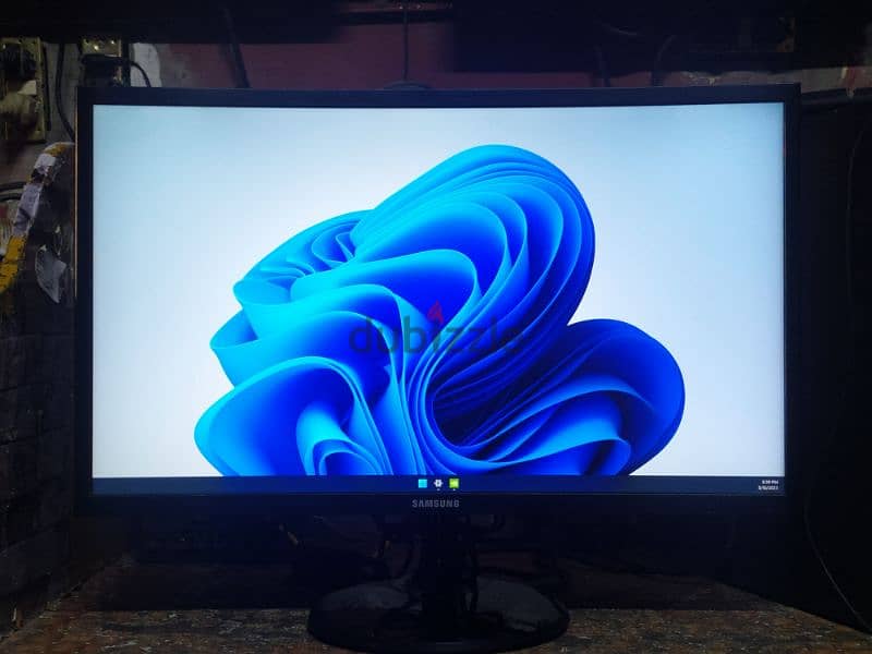 Monitor Samsung 24 inch curved 60Hz 0