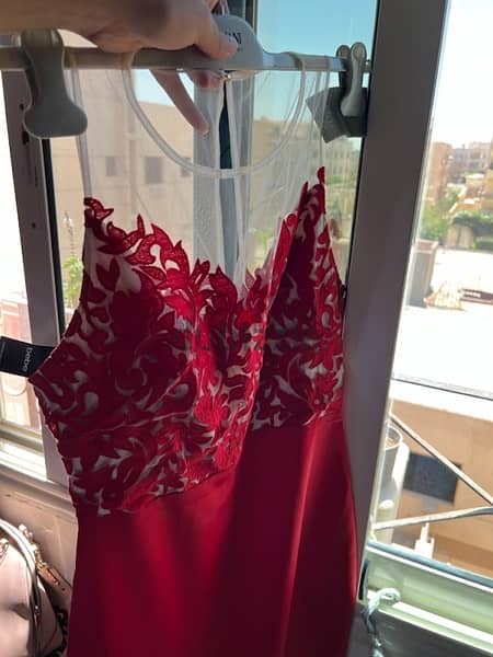 red dress Bebe brand مستورد من الامارات 2