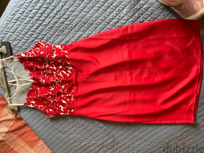 red dress Bebe brand مستورد من الامارات 3