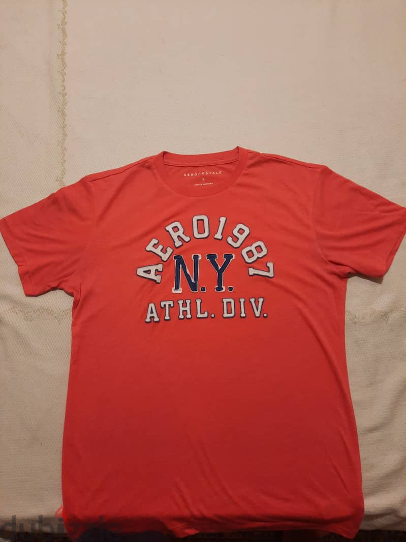 T-shirts size small men  (levi's, american eagle , abercrombie, aero) 6