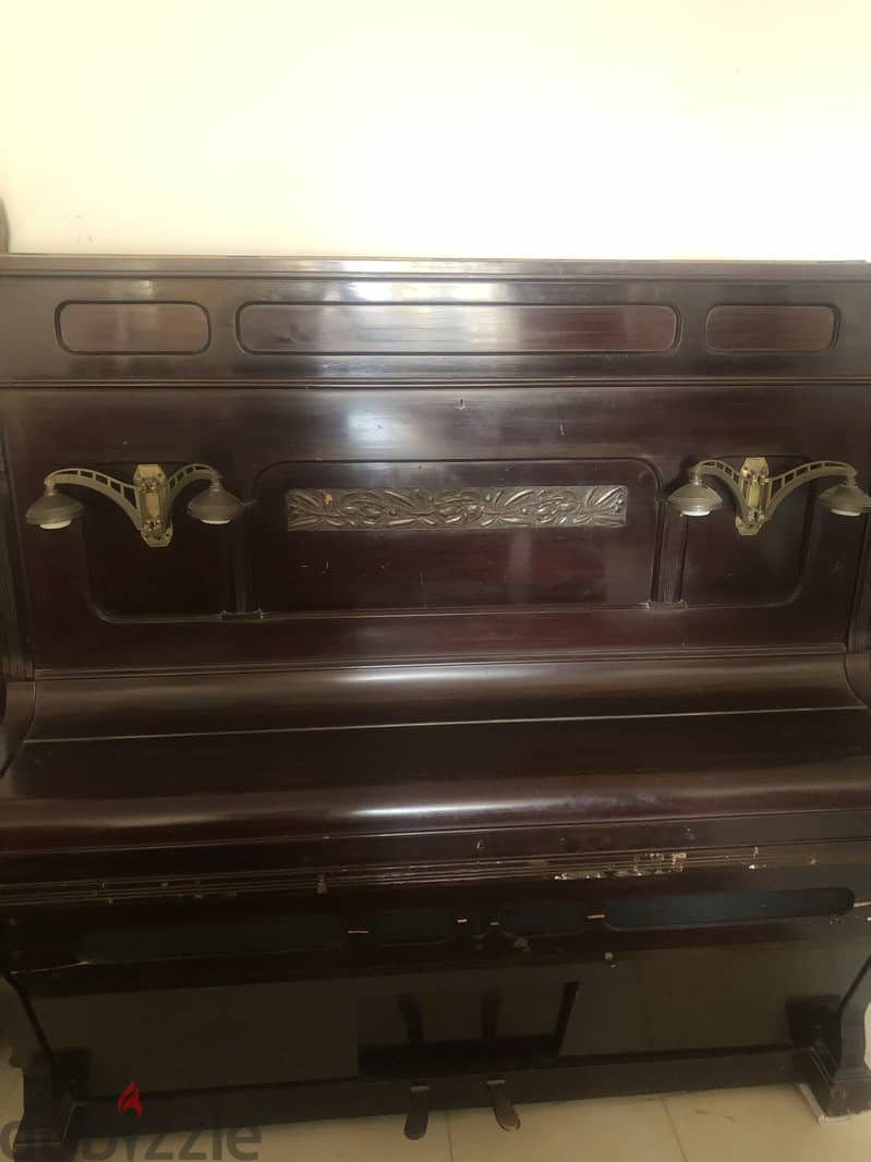 Antique Piano Hoffmann 1889 0