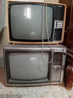 تليفزيونات قديمة للديكور
