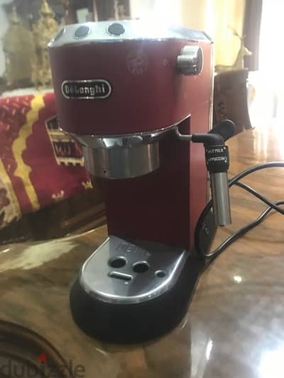 مكنه قهوه  delonghi