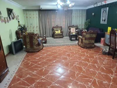 ٢٤٠ متر علي شارع ٩ الرئسي
