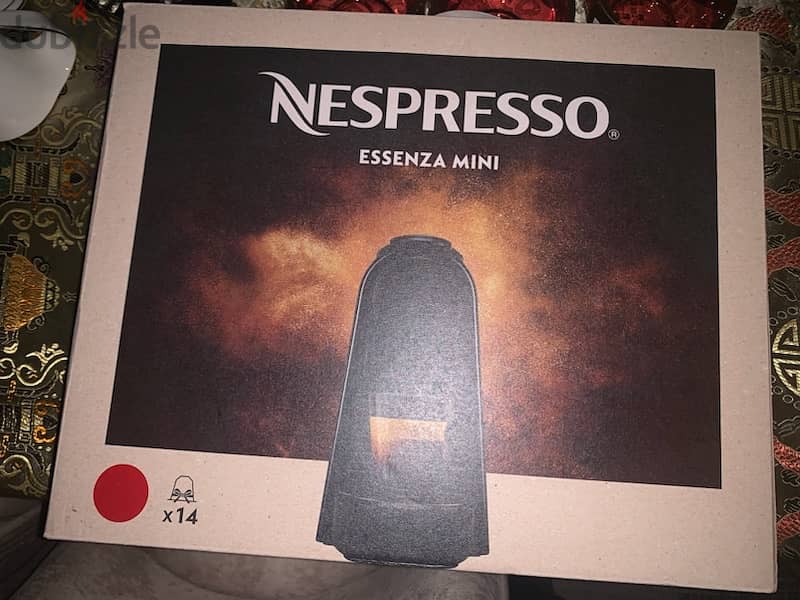 Nespresso Essenza Mini ( Sealed ) 2