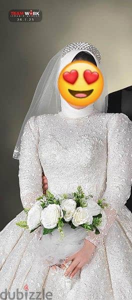 فستان زفاف بجميع مشتملاته  ايجار ب2500 قابل للنقاش ومتاح بيع ب5000 1