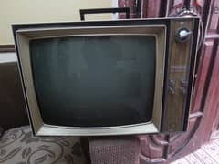 تليفزيون توشيبا لمبات قديم تحفة 0