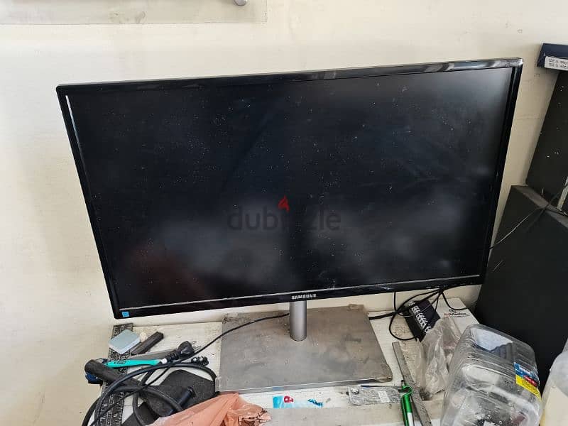 Samsung 27inch monitor 1