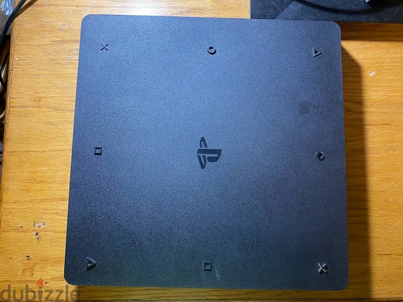 PlayStation 4 Slim with 2TB HDD 3