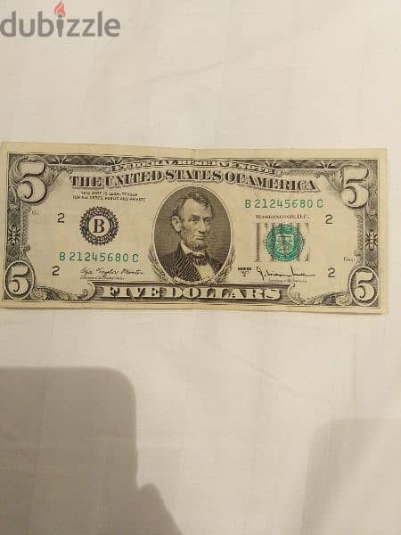 5 $ series 1977  A 0