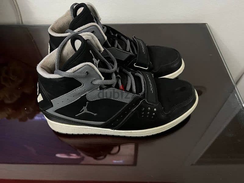 كوتشى Nike Jordan اورجينال 1