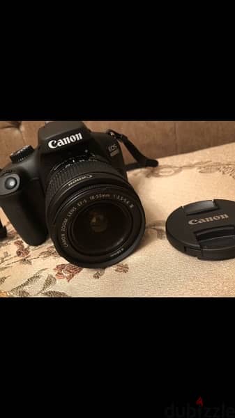 canon 4000D with a bag 0