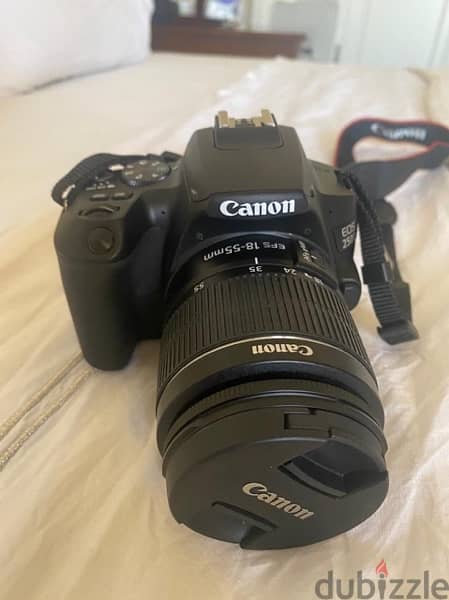 Canon EOS 250D DSLR Camera with 18-55mm STM Lens 0